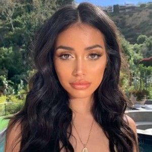 Meet your Posher, Williams